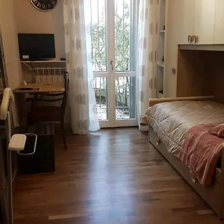 Camera A 10 Minuti Dal Policlinico Ed Eni Maison d'hôtes